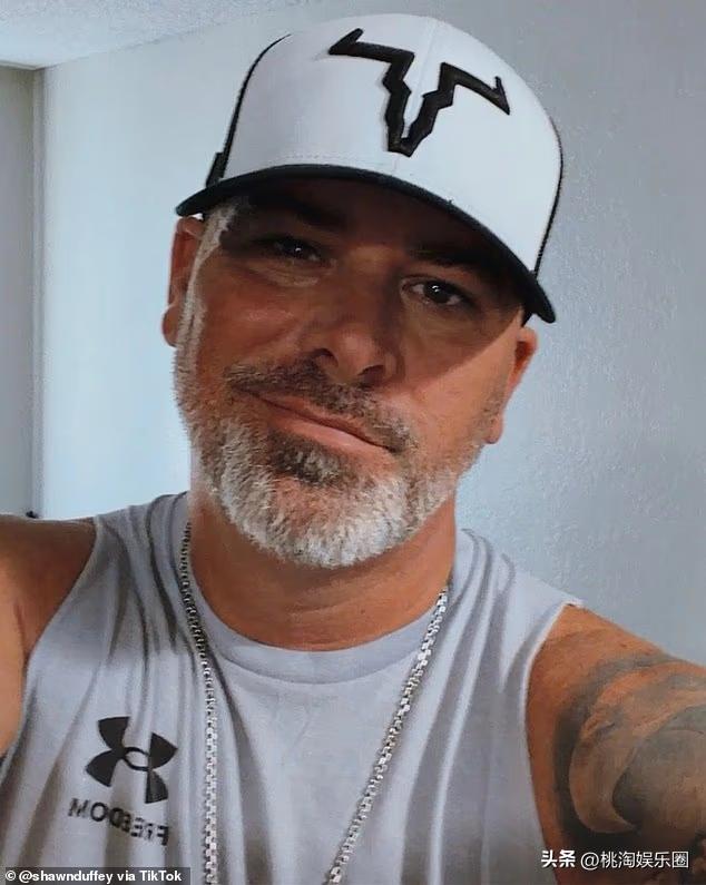 勇敢揭露枕边人黑料国外女网红_网络六百多万播放的曝光视频撕开隐秘罪恶_桃子味网红黑料,