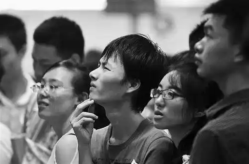 职场出差与女上司同住问题_面试官询问与女上司出差住宿安排_和憧憬女上司一起出差的日子