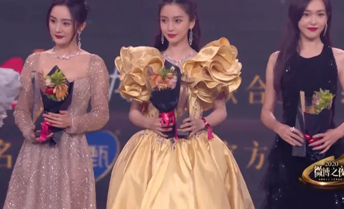 杨幂唐嫣为什么掰了天涯 发生了什么事关系疏远